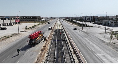 Milletvekilleri, Başkan Altay ve İl Başkanı Özgökçen Stadyum – Şehir Hastanesi Tramvay Hattı’ndaki Çalışmaları İnceledi