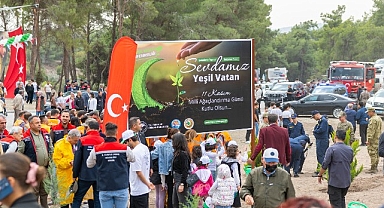 Başkan Özyiğit, Emirler’deki yeşil seferberliğe katıldı