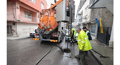 Ekipler 24 saat sahada