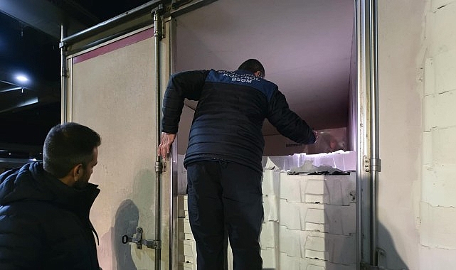 Buca Balık Hali’nde Gece Denetimi: Yasa Dışı Avlanan Su Ürünlerine El Konuldu
